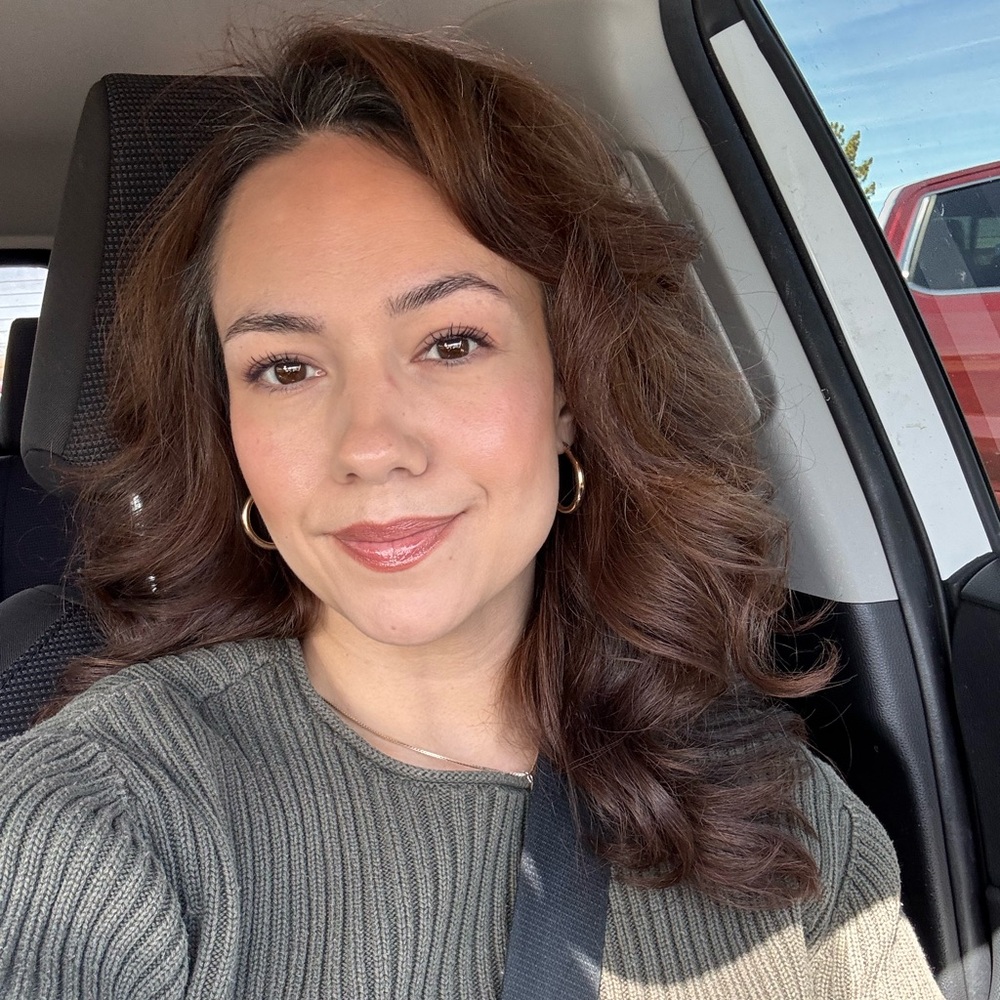 Meet your Posher, Racheline
